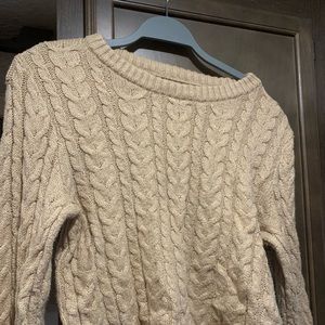 American Eagle Sweater